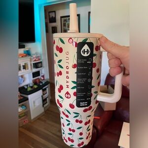 Hydrojug cherries 40oz tumbler new in box-Flawless